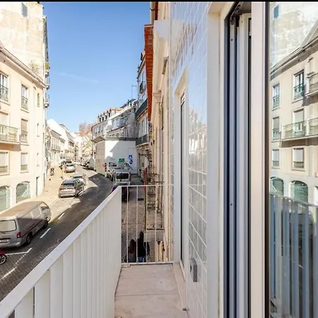 Principe Real 30 Days Min For Nomads & Students Lisbon